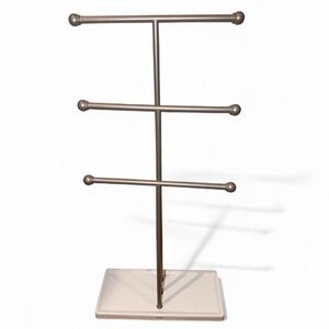 Metal Jewelry Stand